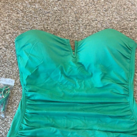 EUC Tommy Bahama one piece swim suit - Picture 2 of 5